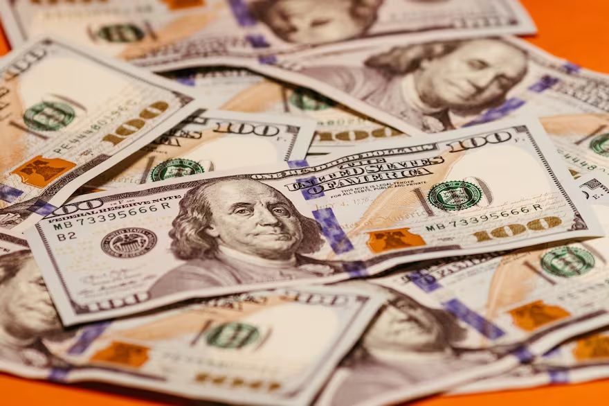 Qué cambios se vienen para el dólar, las tasas y la inflación con el debut de las nuevas bandas en enero