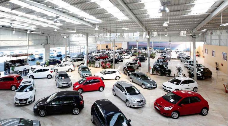 Autos bajan en el año hasta 6% en dólares y ventas se disparan
