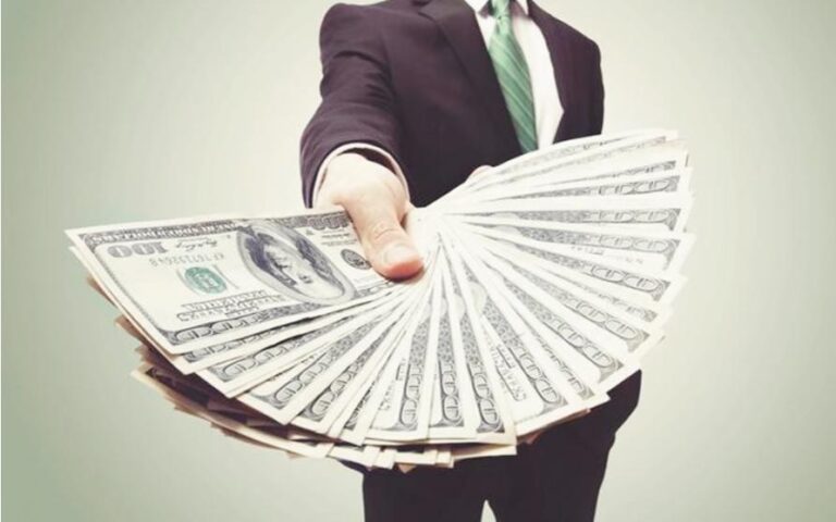 La advertencia de un gurú de la City: “Cuidado con el dólar blue”
